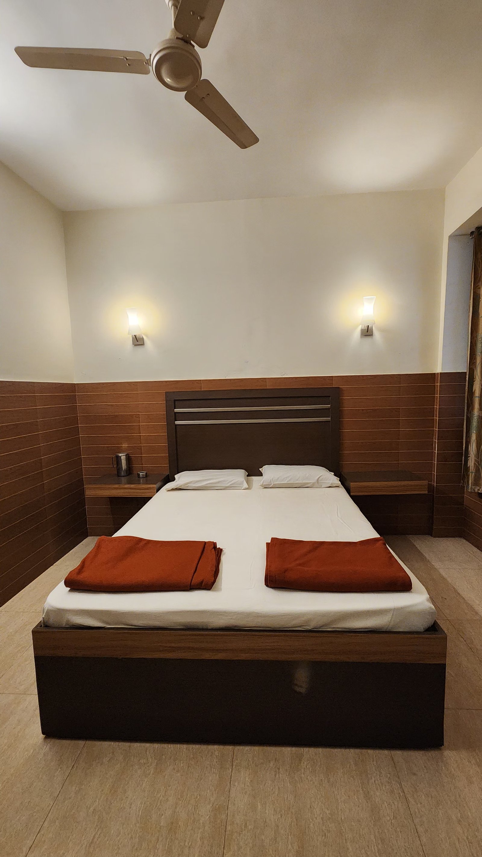 cheap lodge in salem affordable lodge salem hotel residency